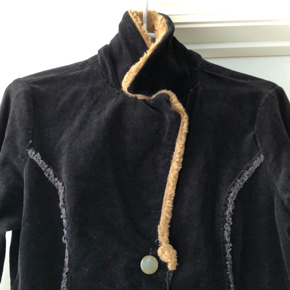 Cascade Trench Coat with Faux Fur - Picture 10 of 16